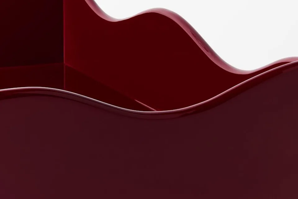 Brickor*The Lacquer Company Bricka Belle Rives Röd