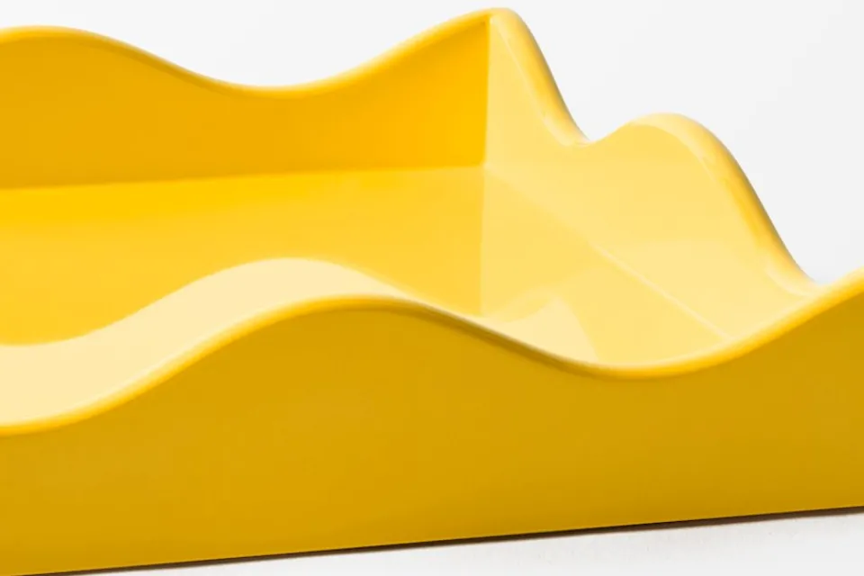 Brickor*The Lacquer Company Bricka Belle Rives Gul