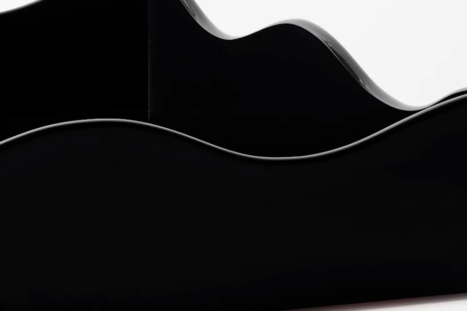 Brickor*The Lacquer Company Bricka Belle Rives Svart