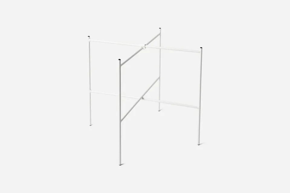 Brickor|Soffbord & Sidobord*Svenskt Tenn Brickstativ Stål Vit