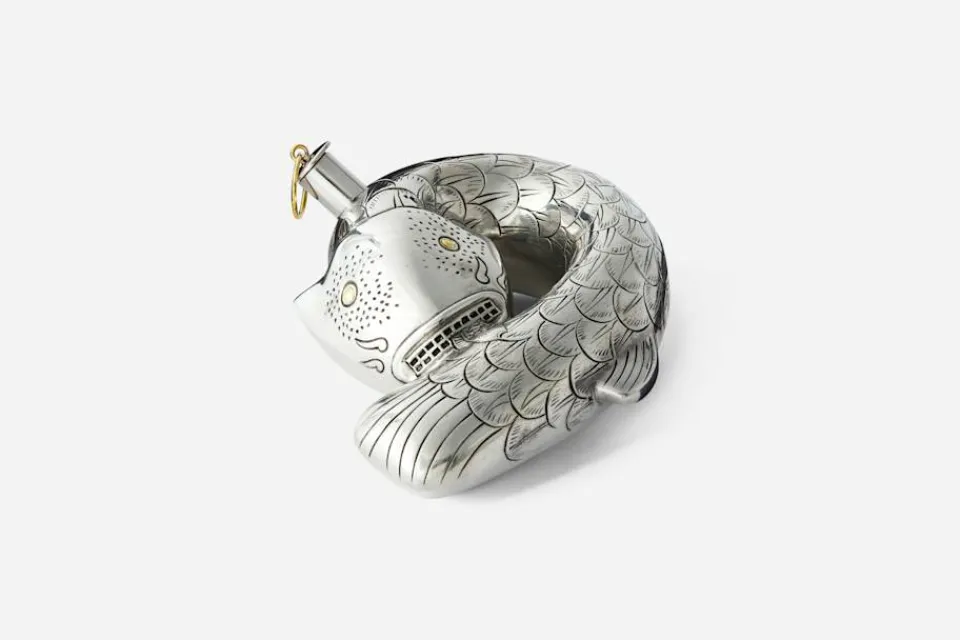 Dekorationsdetaljer|Kannor & Karaffer*Björn Trägårdh Brännvinsfisken