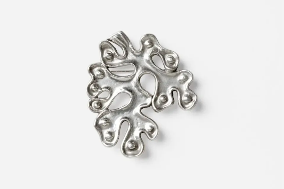 Smycken|Tennsmycken*Estrid Ericson Brosch Blåstång