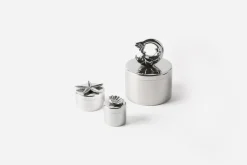 Dekorationsdetaljer|Tenndekorationer*Svenskt Tenn Burk Delfin