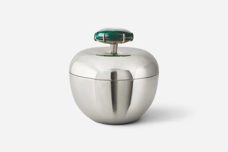 Dekorationsdetaljer|Tenndekorationer*Josef Frank Burk Äpple