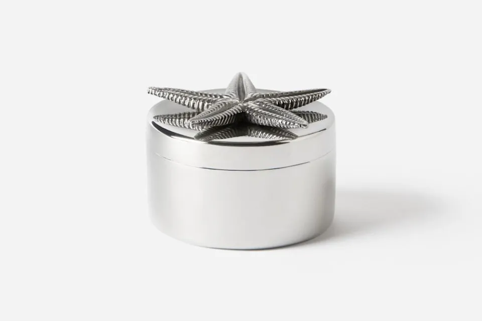 Dekorationsdetaljer|Tenndekorationer*Svenskt Tenn Burk Sjöstjärna