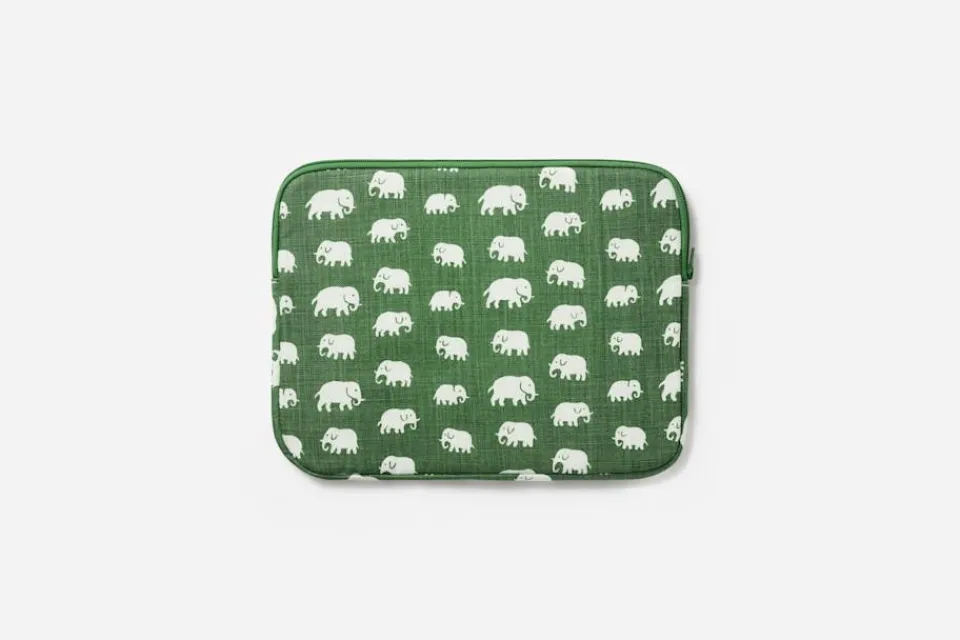 Väskor*Estrid Ericson/Svenskt Tenn Datorfodral Elefant Grön