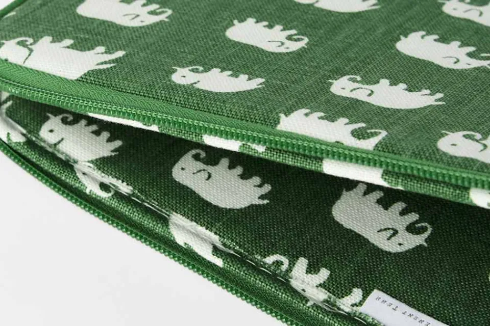 Väskor*Estrid Ericson/Svenskt Tenn Datorfodral Elefant Grön