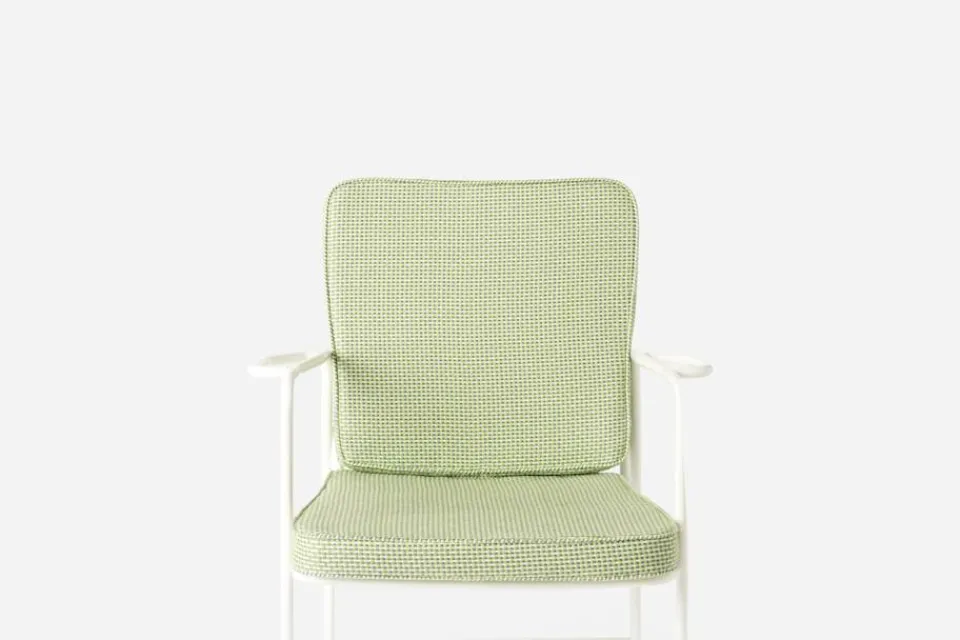 Dynor*Josef Frank Dyna Karmstol 591 Pierre Frey Herbes Grön