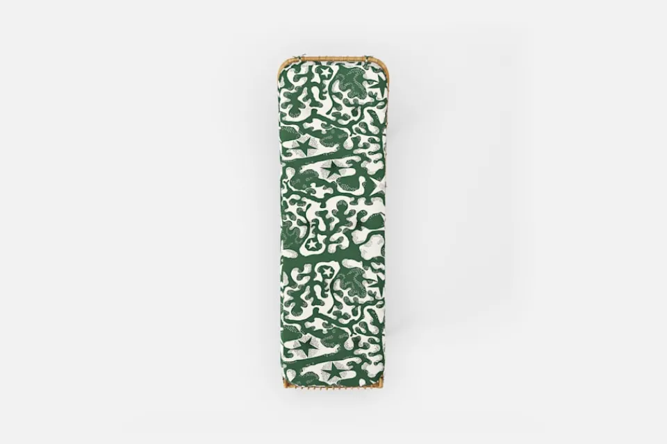 Dynor*Svenskt Tenn Dyna Liggstol P6 Aristidia, Grön