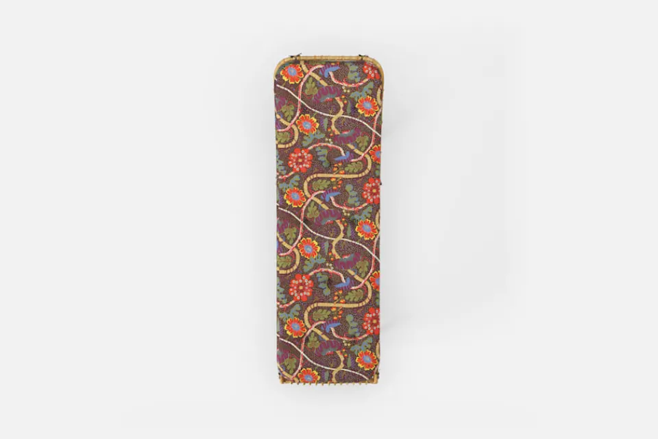 Dynor*Svenskt Tenn Dyna Liggstol P6 Mirakel, Brun