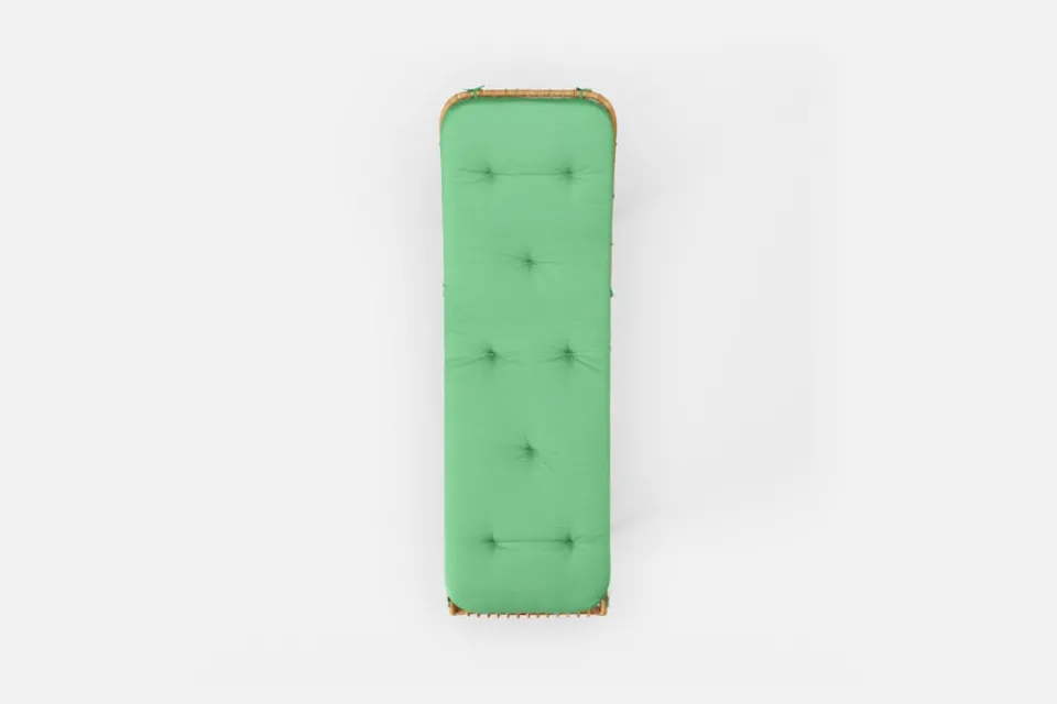 Dynor*Svenskt Tenn Dyna Liggstol P6 Vägen, Grön