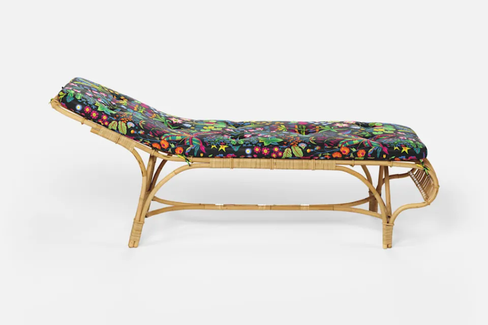 Dynor*Svenskt Tenn Dyna Liggstol P6 Under Ekvatorn, Svart