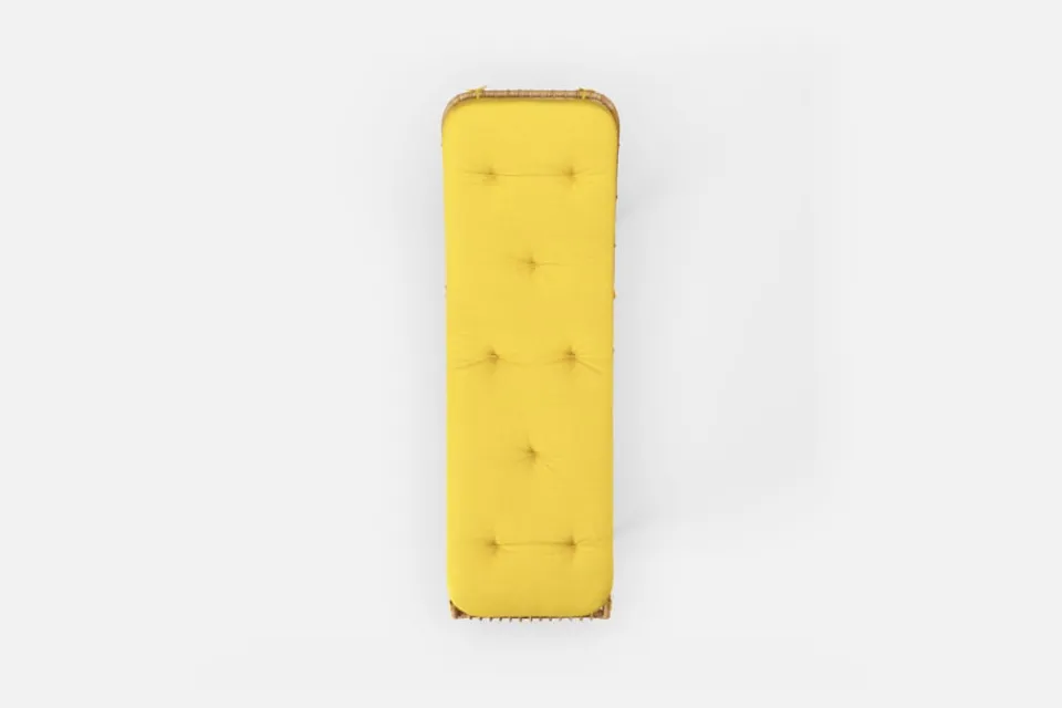 Dynor*Svenskt Tenn Dyna Liggstol P6 Vägen, Ockra