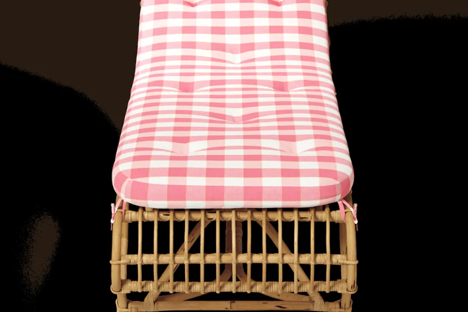 Dynor*Svenskt Tenn Dyna Liggstol P6 Gripsholmsruta, Rosa