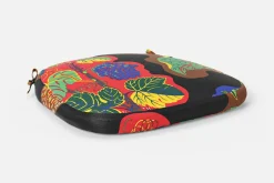 Dynor*Svenskt Tenn Dyna Stol 1184 Poisons, Svart