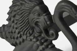 Dekorationsdetaljer*Anna Petrus Eldhundar Lejon