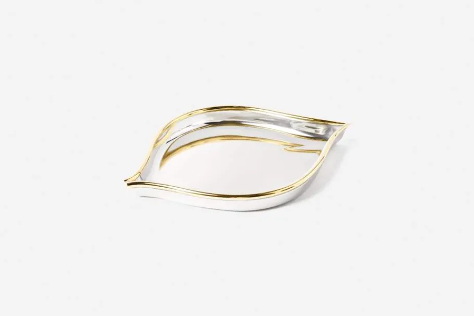 Dekorationsdetaljer|Dukningsdetaljer*Björn Trägårdh Fat Löv med Mässingskant