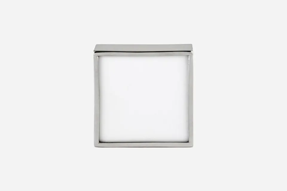 Dekorationsdetaljer|Tenndekorationer*Svenskt Tenn Fotoram Tenn