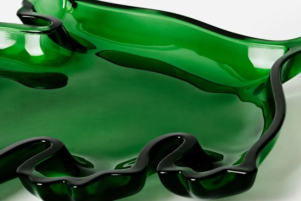 Dekorationsdetaljer|Dukningsdetaljer*Svenskt Tenn Glasassiett Löv