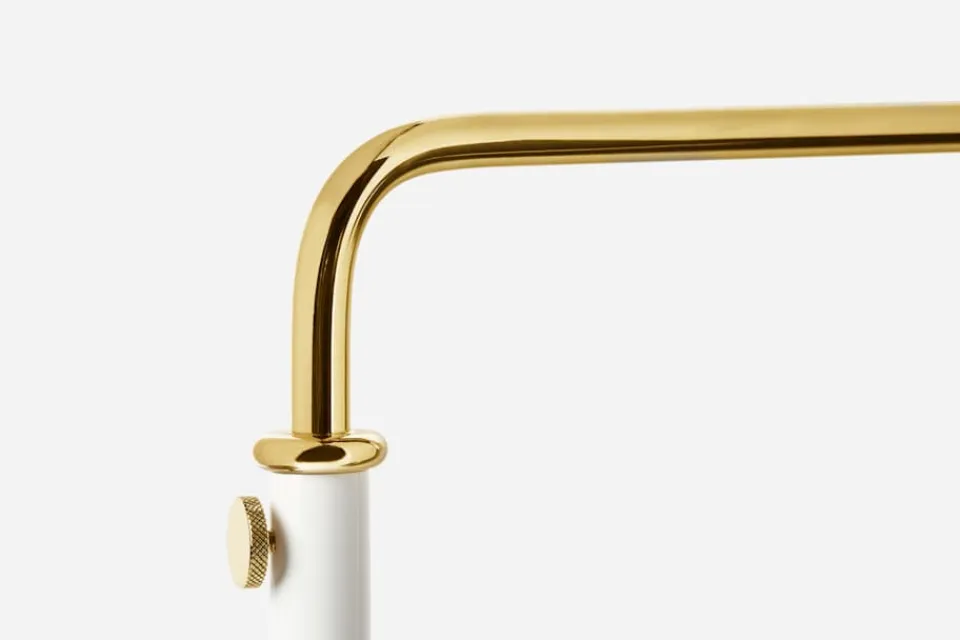 Golvlampor*Josef Frank Golvlampa 1842 Mässing, Vit