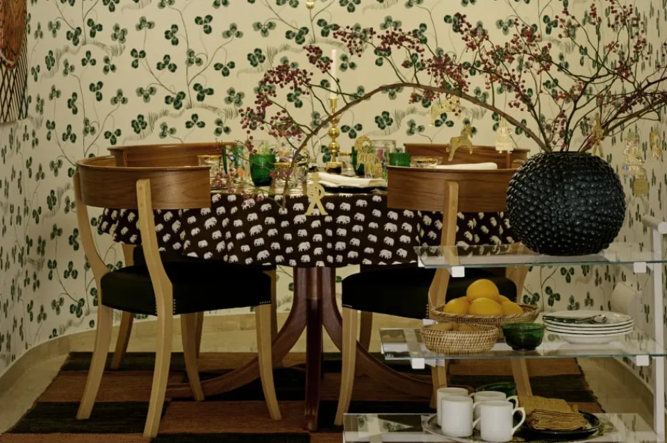 Kök & Dukningstextil*Svenskt Tenn Grytvante Elefant Svart