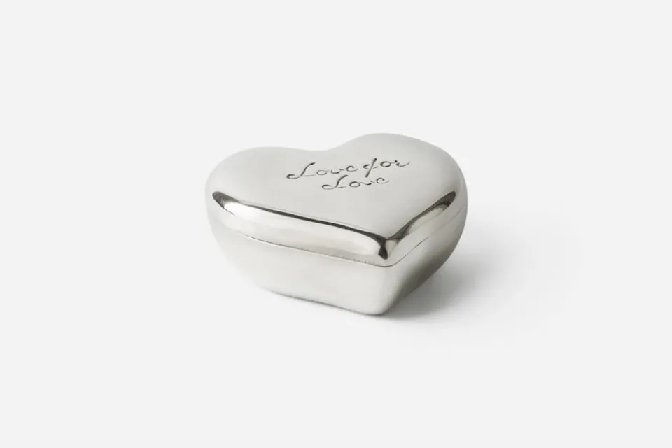 Dekorationsdetaljer|Tenndekorationer*Estrid Ericson Hjärta med Lock Love for Love