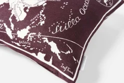 Kuddar*Josef Frank/Svenskt Tenn Kudde Världskarta Prune