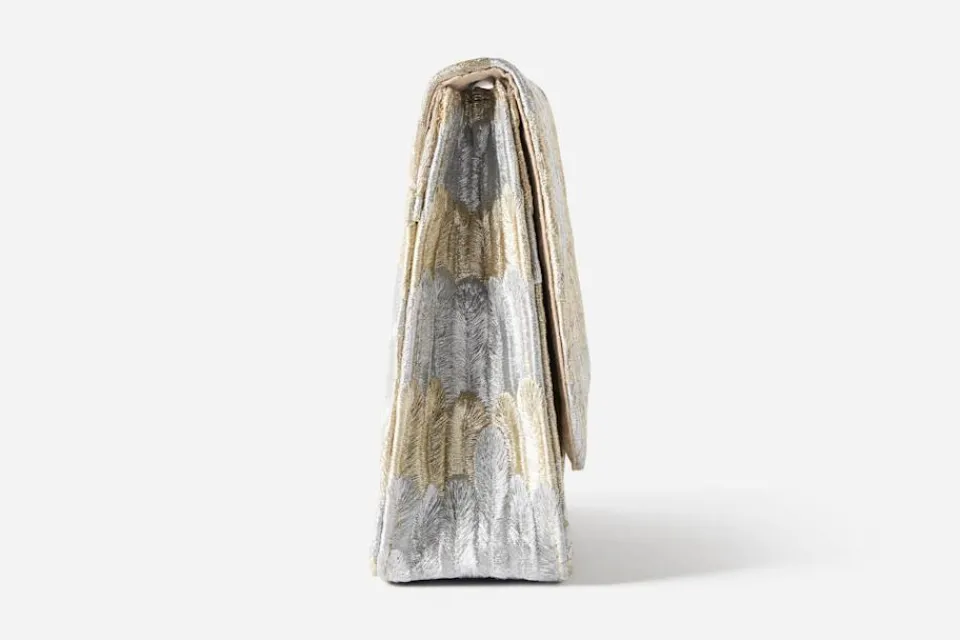 Väskor*Sophia 203 Kuvertväska Fjädrar Guld och Silver