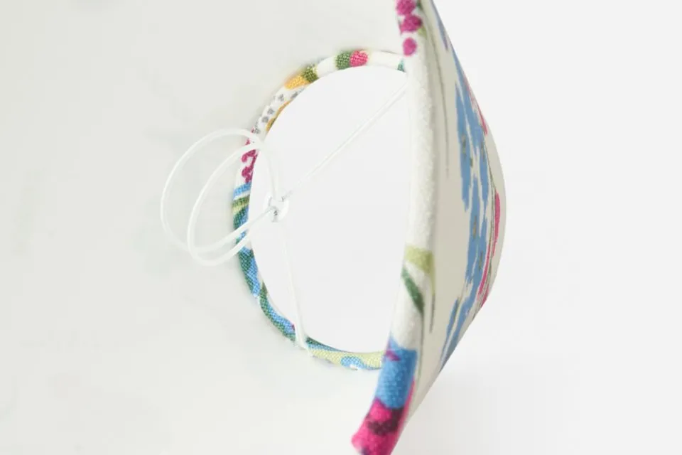 Lampskärmar*Josef Frank/Svenskt Tenn Lampskärm Spänd 1819 Lin, California