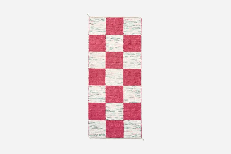 Mattor*Svenskt Tenn Matta Frank in the Loom Cerise