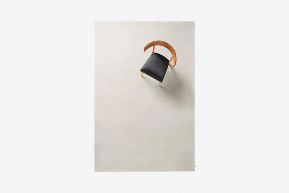 Mattor*Svenskt Tenn Matta Handtuftad Pärlvit