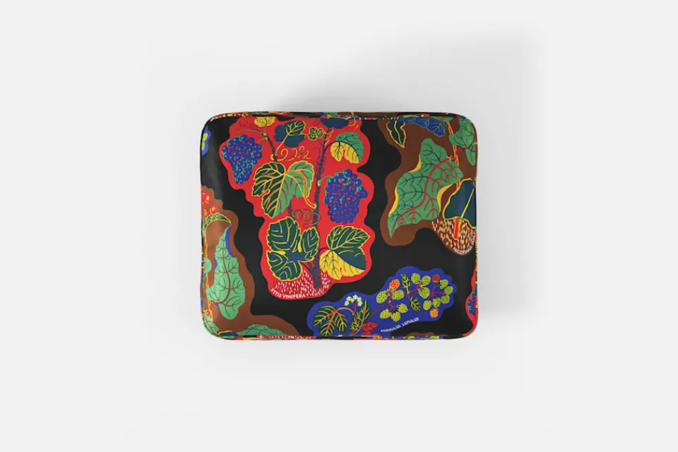 Pallar & Puffar*Josef Frank Pall 336 Poisons, Svart