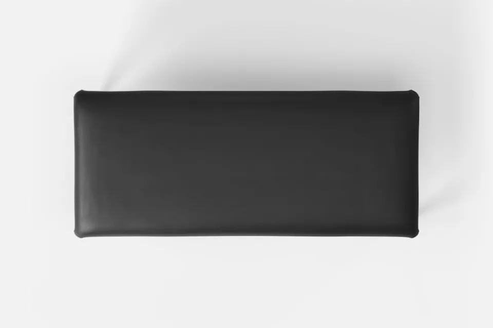 Pallar & Puffar*Josef Frank Pall E8 Svart