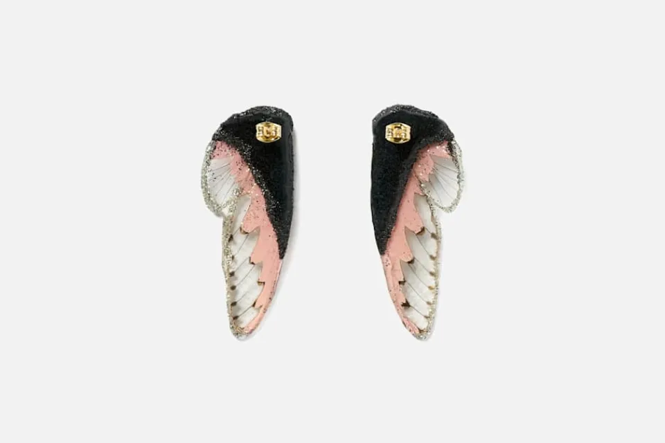 Smycken*Märta Mattsson Örhänge Cicada Vingar Rosa