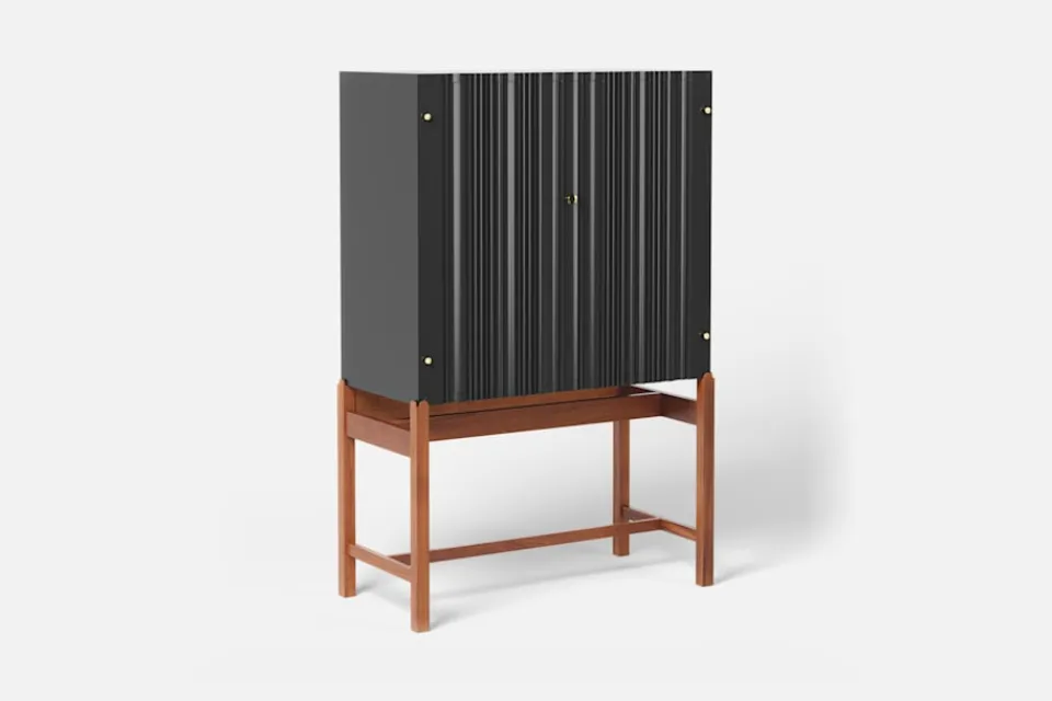 Skåp, Byråer & Sideboards*Josef Frank Skåp 2192 Svart