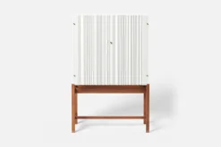 Skåp, Byråer & Sideboards*Josef Frank Skåp 2192 Vit