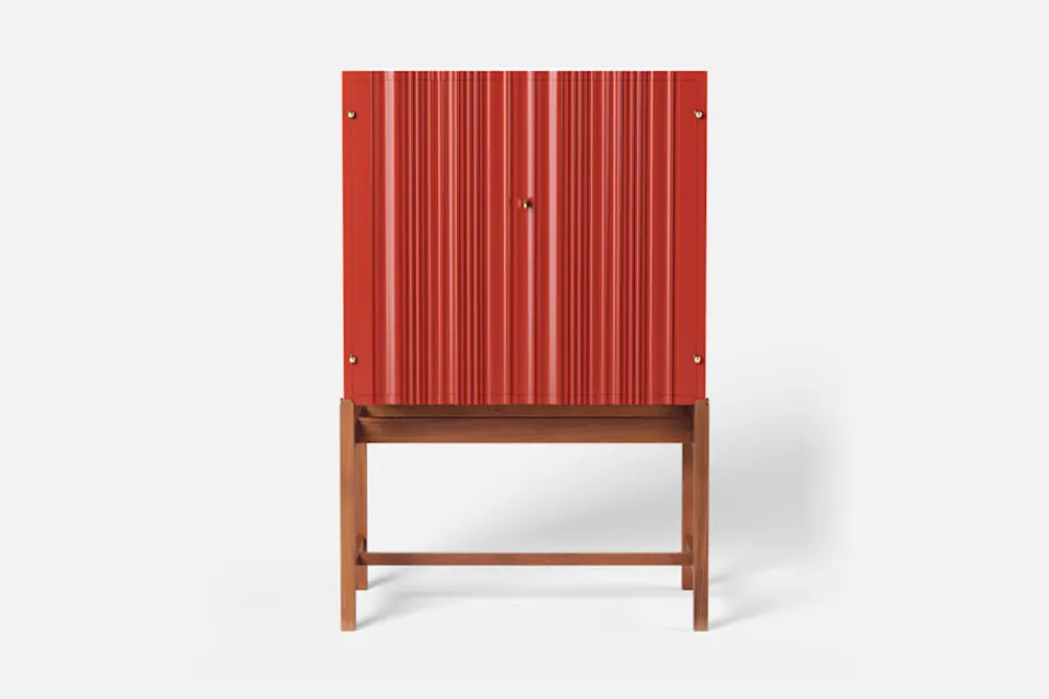 Skåp, Byråer & Sideboards*Josef Frank Skåp 2192 Röd