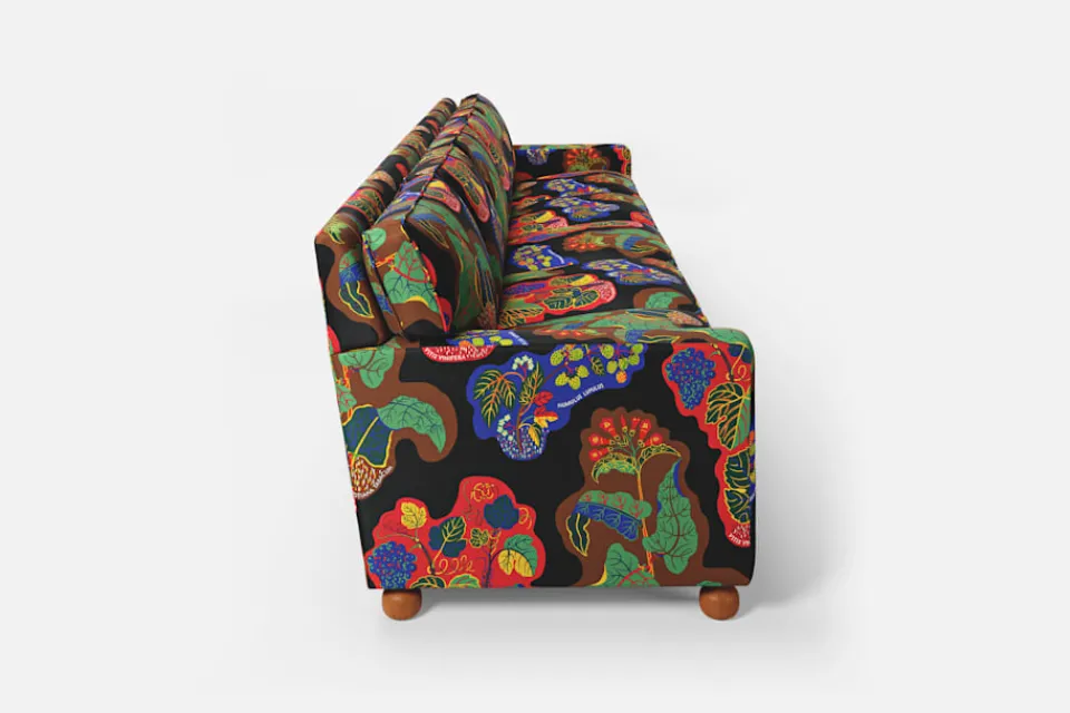 Soffor & Schäslonger*Josef Frank Soffa 3031 Poisons, Svart