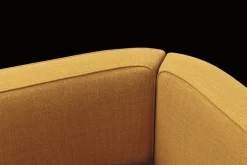 Soffor & Schäslonger*Björn Trägårdh Soffa 136 Möbellin, Bärnsten