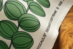 Tyg På Metervara|Tygprover*Josef Frank Textil Celotocaulis Grön