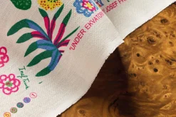 Tyg På Metervara*Josef Frank Textil Under Ekvatorn Vit