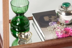 Skåp, Byråer & Sideboards*Josef Frank Vitrinskåp 649