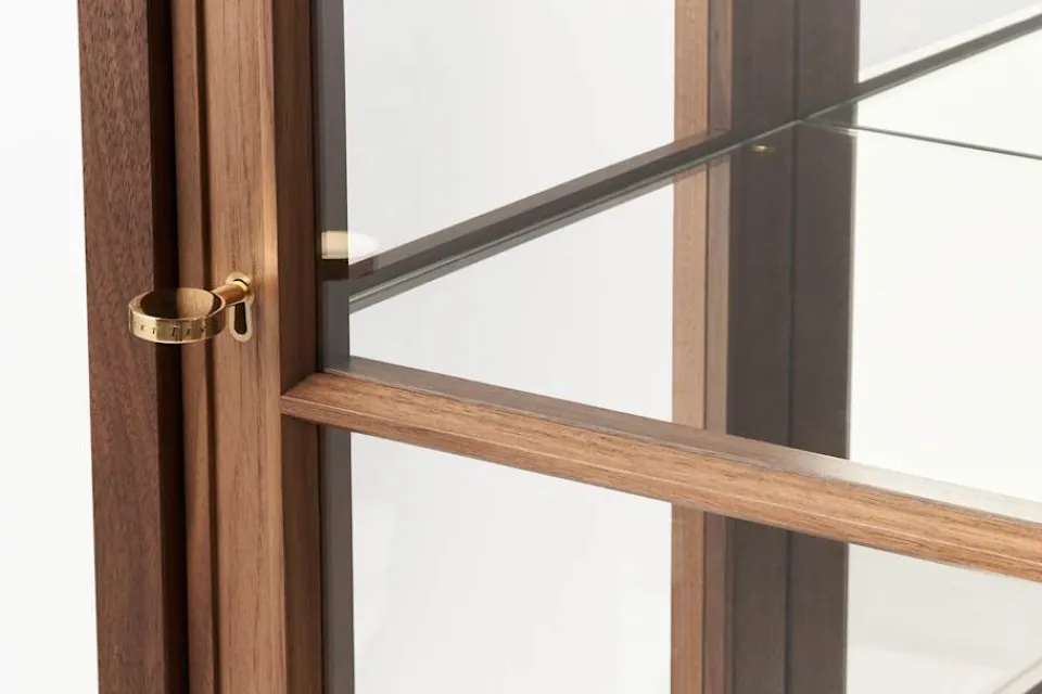 Skåp, Byråer & Sideboards*Josef Frank Vitrinskåp 2217